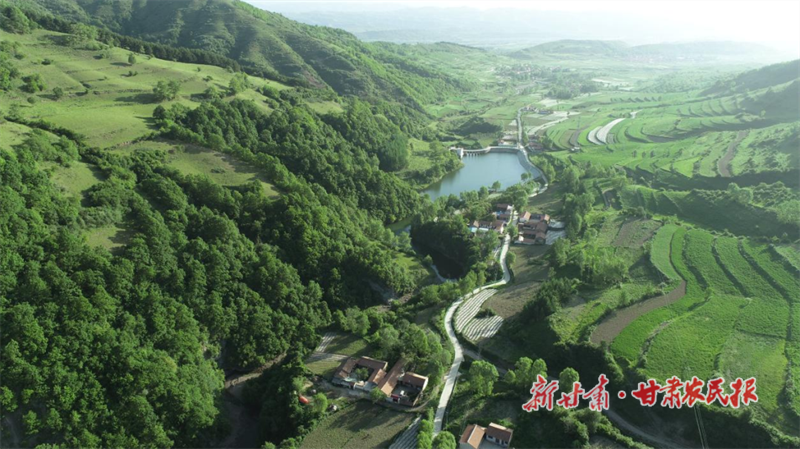华亭市马峡镇俯瞰图.png